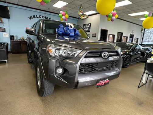 2022 Toyota 4Runner SR5