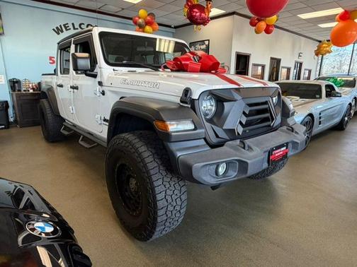 2020 Jeep Gladiator Sport S