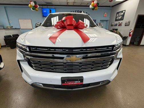 2023 Chevrolet Suburban Premier