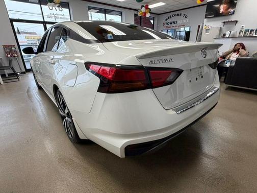 2019 Nissan Altima 2.5 SR