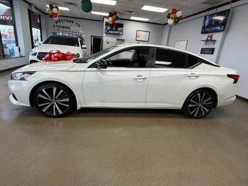 2019 Nissan Altima 2.5 SR