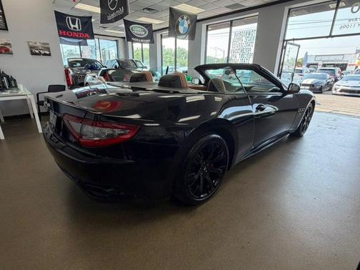 Black 2016 Maserati GranTurismo Sport
