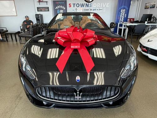 Black 2016 Maserati GranTurismo Sport