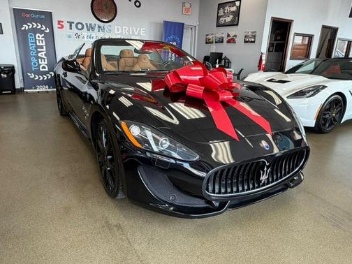 Black 2016 Maserati GranTurismo Sport