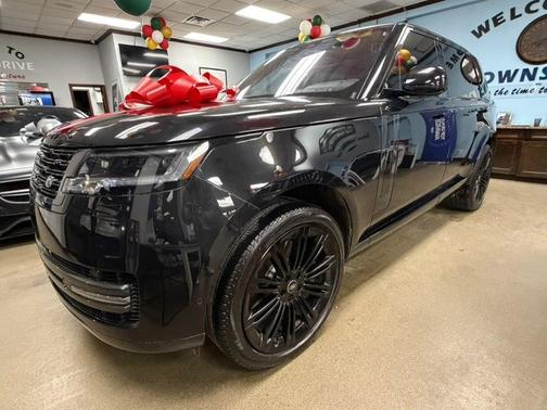 2023 Land Rover Range Rover P530 SE
