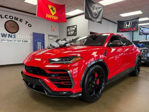 Rosso Mars Metallic 2021 Lamborghini Urus AWD