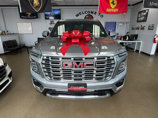 Titanium Rush Metallic 2025 GMC Yukon Denali