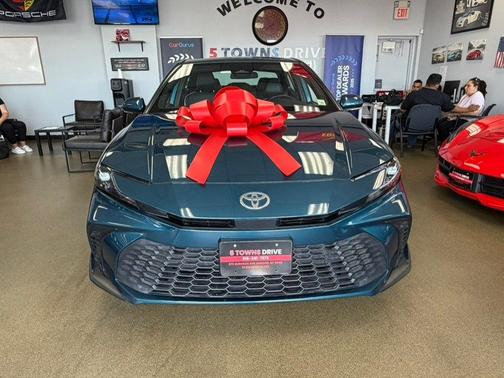 Ocean Gem 2025 Toyota Camry SE