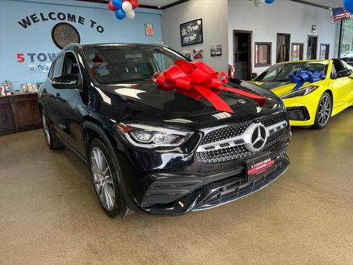 2021 Mercedes-Benz GLA 250 Base 4MATIC