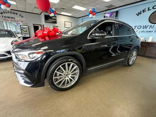 2021 Mercedes-Benz GLA 250 Base 4MATIC