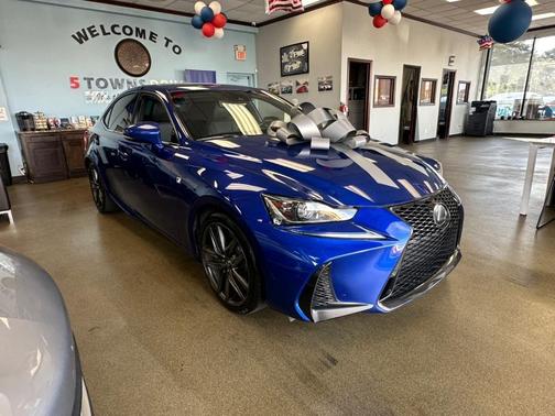 2018 Lexus IS 300 Base