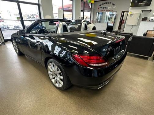 2017 Mercedes-Benz SLC 300 SLC 300 Roadster