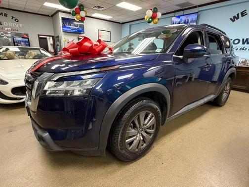 2022 Nissan Pathfinder SV 2WD