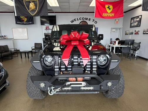 Black Clearcoat 2021 Jeep Gladiator High Altitude 4x4