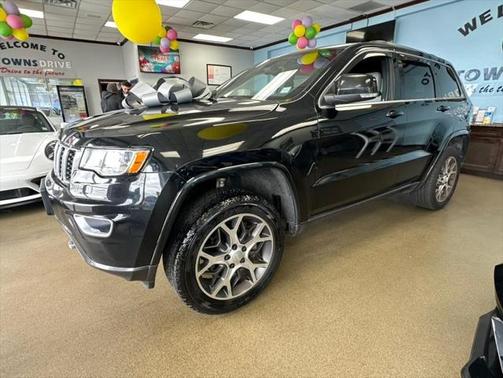 2018 Jeep Grand Cherokee Sterling Edition