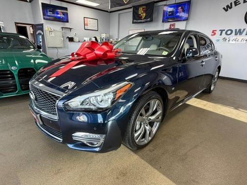 Hermosa Blue 2015 INFINITI Q70L 3.7