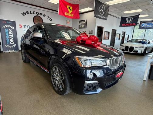 Black Sapphire Metallic 2018 BMW X4 M40i