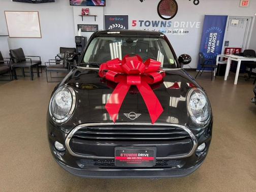 British Racing Green Metallic 2019 MINI Hardtop Cooper