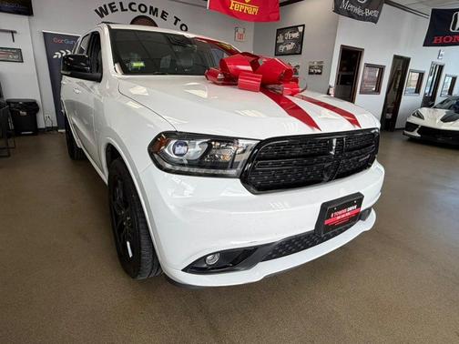 White Knuckle Clearcoat 2018 Dodge Durango GT