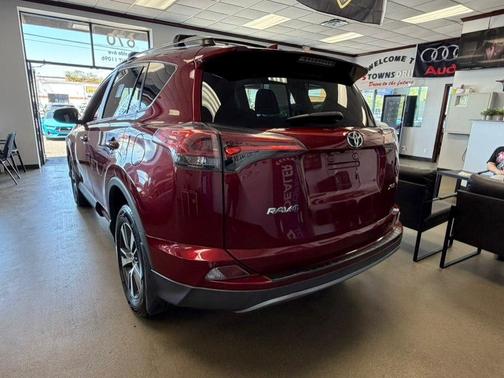 Ruby Flare Pearl 2018 Toyota RAV4 XLE