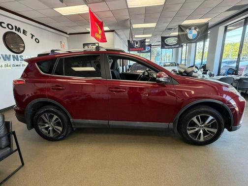 Ruby Flare Pearl 2018 Toyota RAV4 XLE