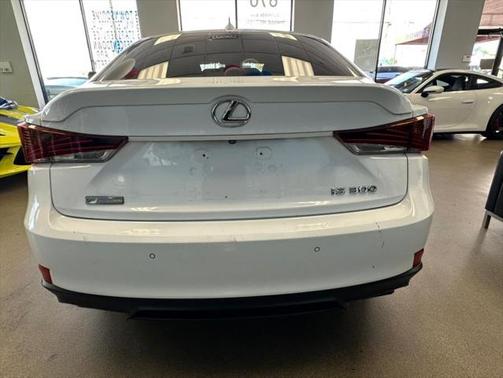 2018 Lexus IS 300 Base