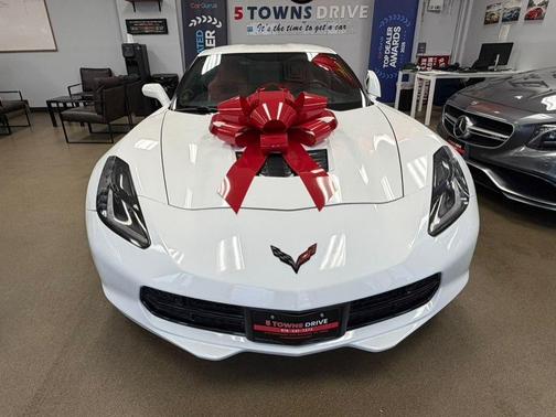Arctic White 2016 Chevrolet Corvette Stingray
