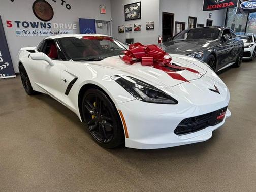 Arctic White 2016 Chevrolet Corvette Stingray