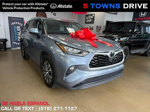 Moon Dust 2020 Toyota Highlander XLE