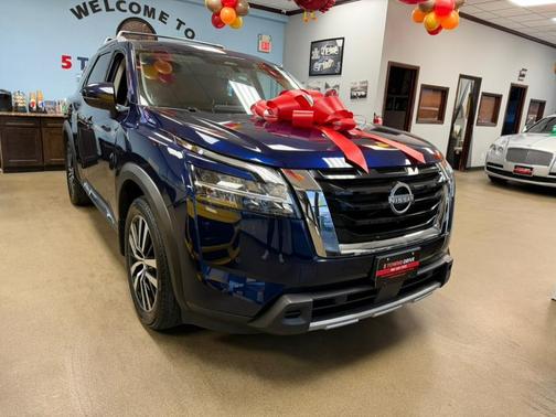 2023 Nissan Pathfinder Platinum 4WD