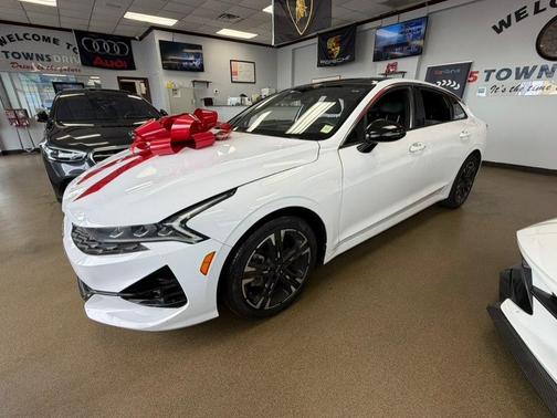 Glacial White Pearl 2021 Kia K5 GT-Line