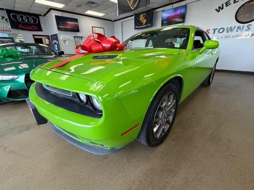 Green Go Clearcoat 2017 Dodge Challenger GT