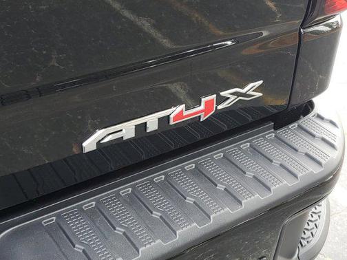 Onyx Black 2026 GMC Sierra 1500 AT4X