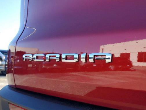 2025 GMC Acadia FWD Elevation