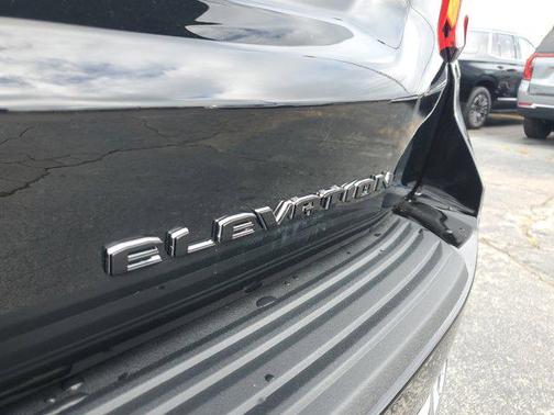 2026 GMC Yukon 2WD Elevation