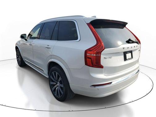 2024 Volvo XC90 B5 Core Bright Theme