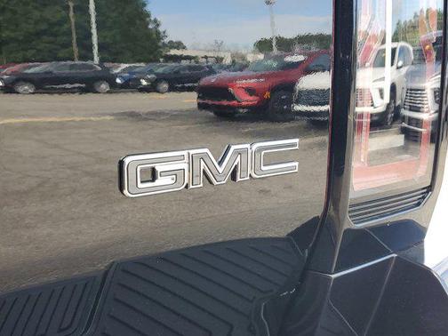 2025 GMC HUMMER EV SUV 2X