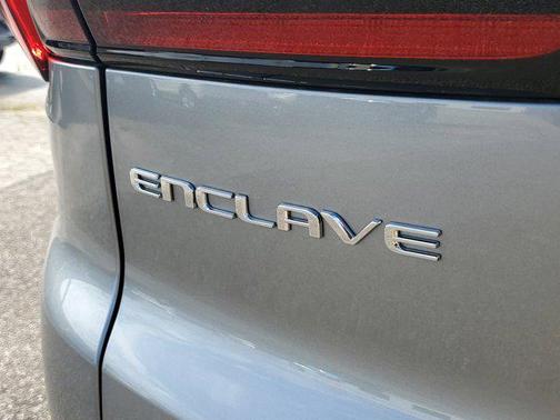 2025 Buick Enclave Preferred FWD