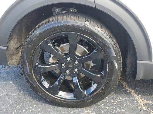 2024 Ford Explorer ST-Line
