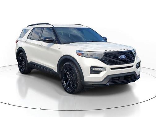 2024 Ford Explorer ST-Line
