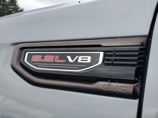 2025 GMC Sierra 1500 AT4X