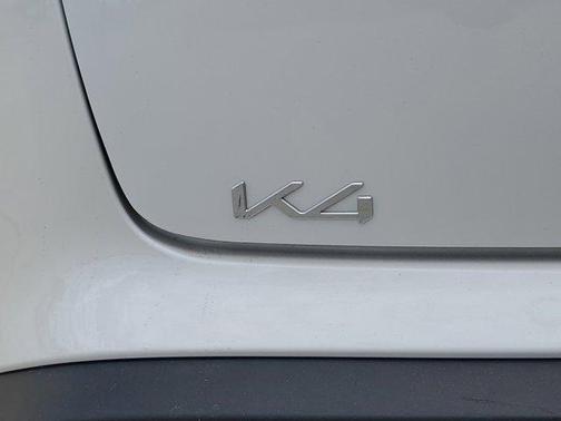 Snow White Pearl 2025 Kia K4 EX