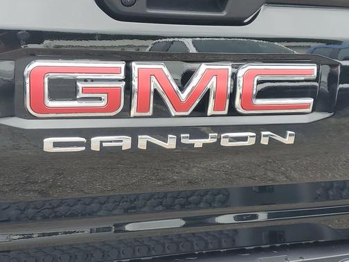 Onyx Black 2026 GMC Canyon Elevation