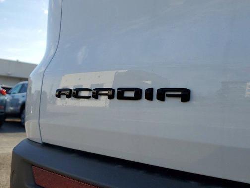 2025 GMC Acadia FWD Elevation