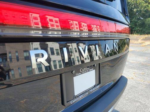 2023 Rivian R1S Launch Edition