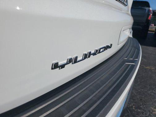 2026 GMC Yukon XL 2WD Elevation