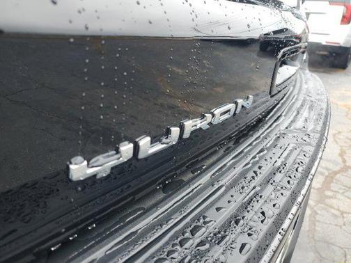 2026 GMC Yukon 2WD Elevation