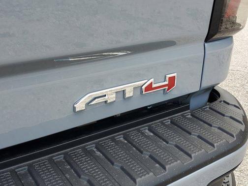 2025 GMC Sierra 2500 AT4