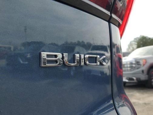 2025 Buick Enclave Preferred FWD