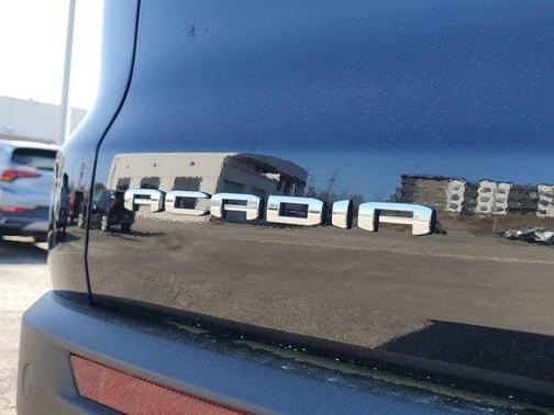 2025 GMC Acadia FWD Elevation